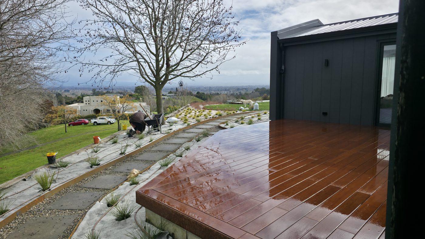 Havelock North hilltop garden by Tim Durrant Design